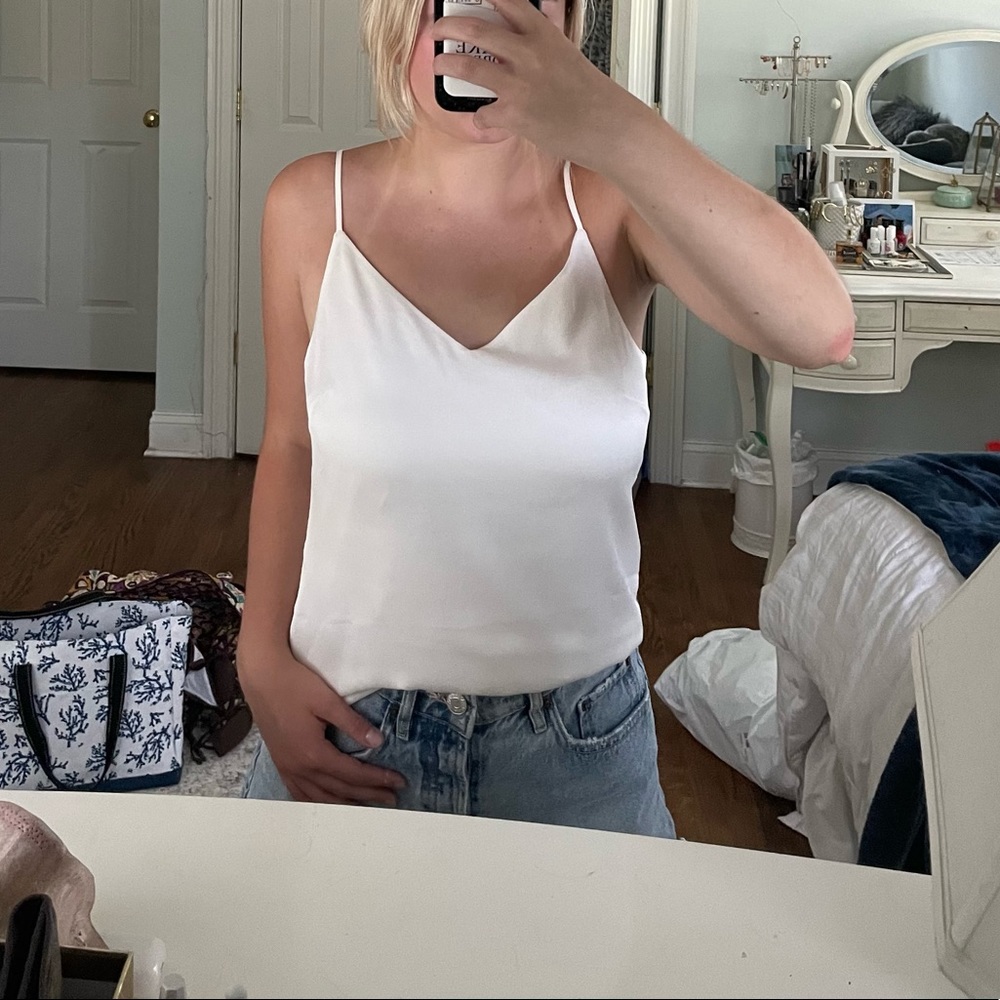 Banana Republic White tank - Picture 4 of 5